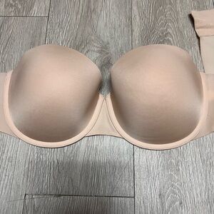 34D SPANX Cream Full Coverage Bra with Molded Cups and Underwire